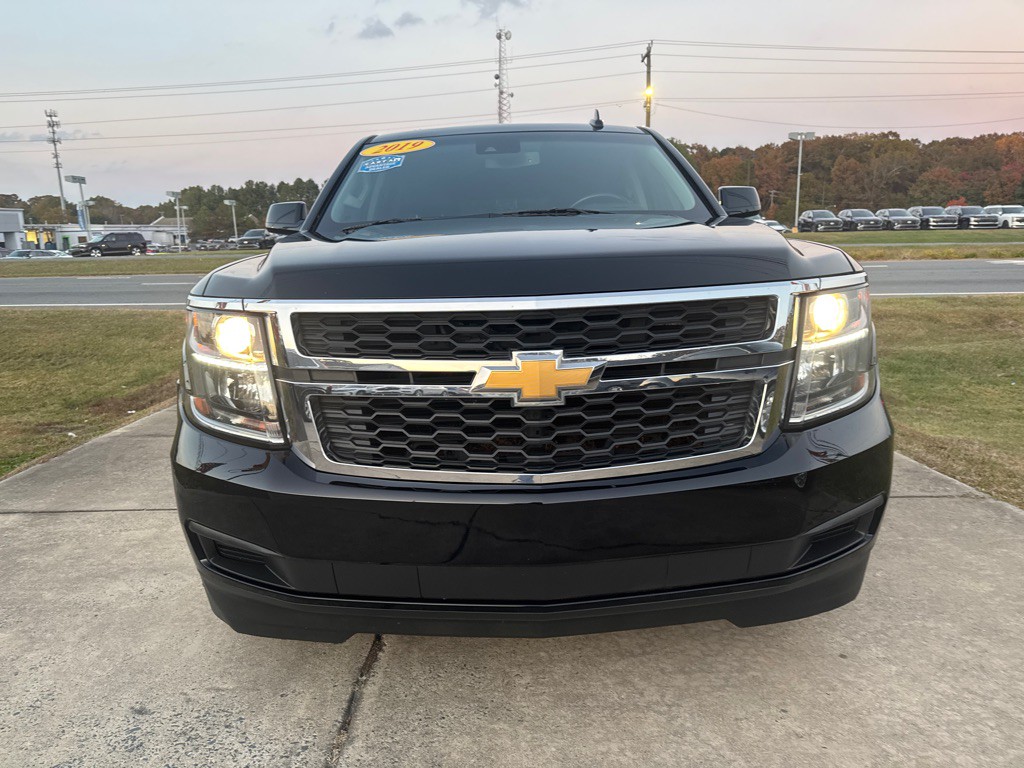 2019 Chevrolet Tahoe Image 3