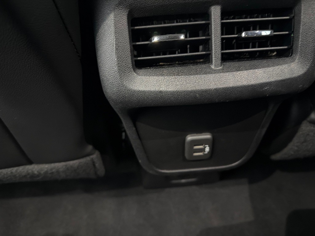 2019 Chevrolet Equinox Image 16