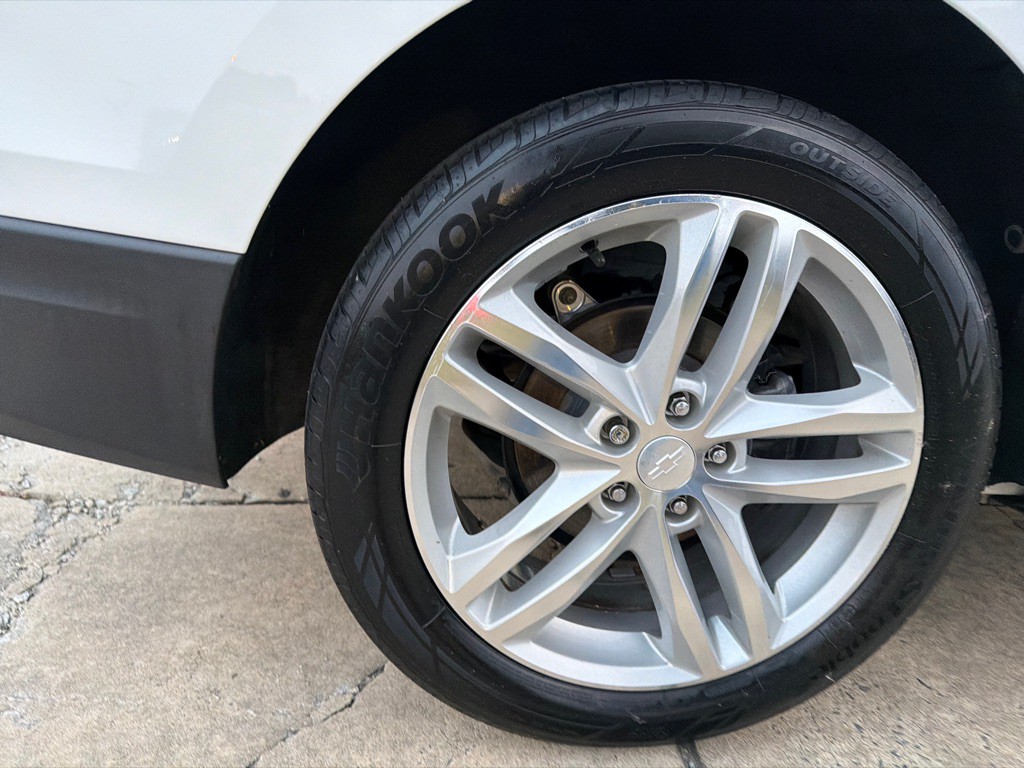 2019 Chevrolet Equinox Image 35