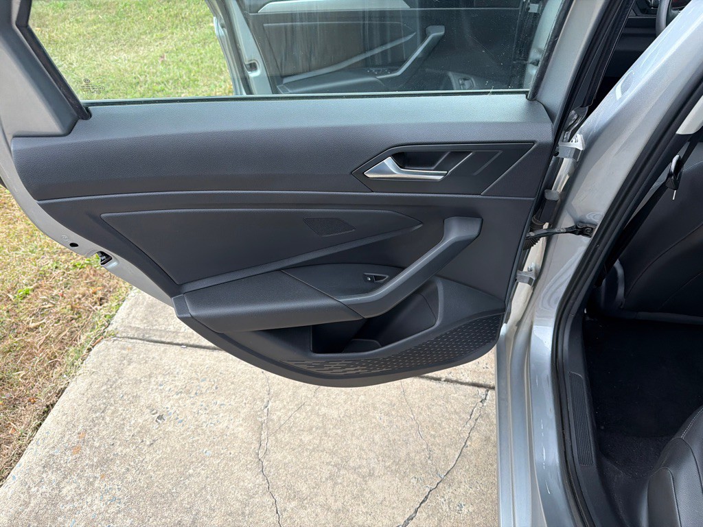 2021 Volkswagen Jetta Image 32