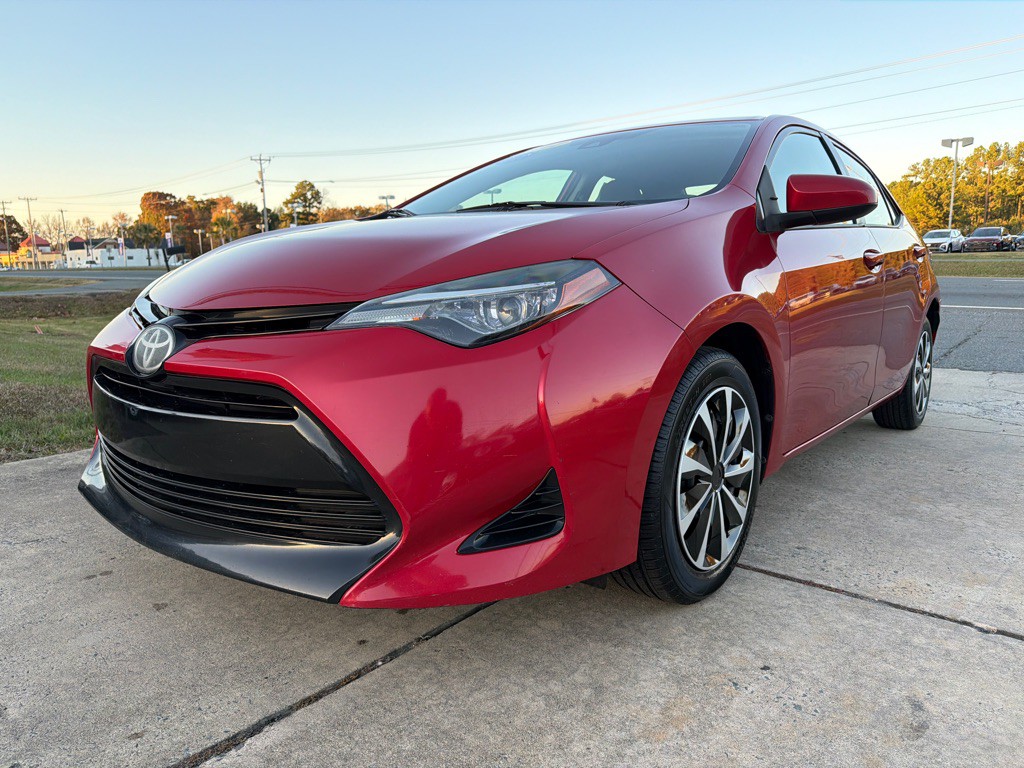 2017 Toyota Corolla Image 1