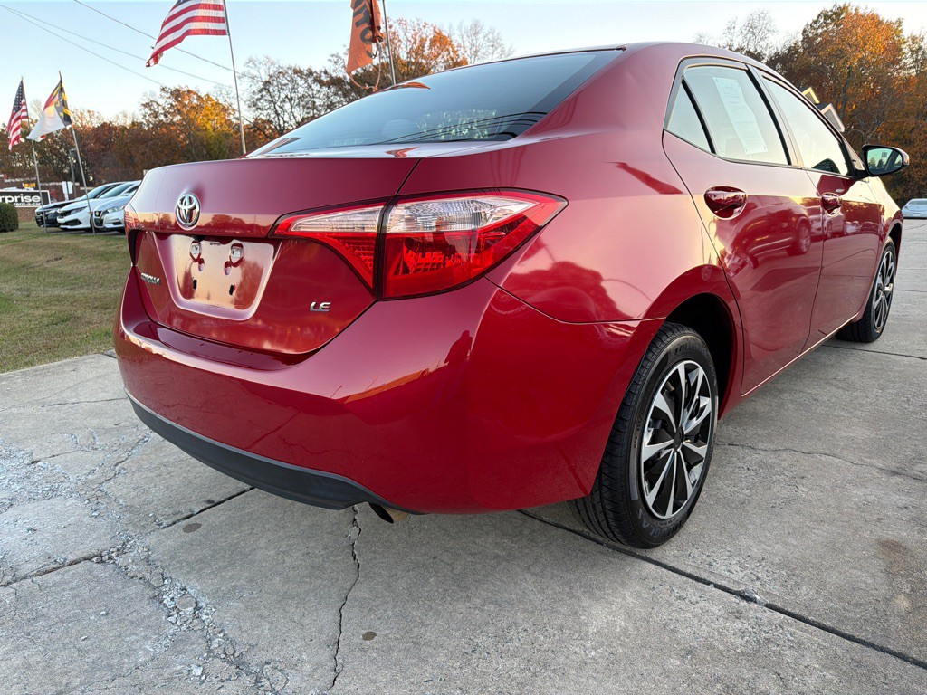 2017 Toyota Corolla Image 8