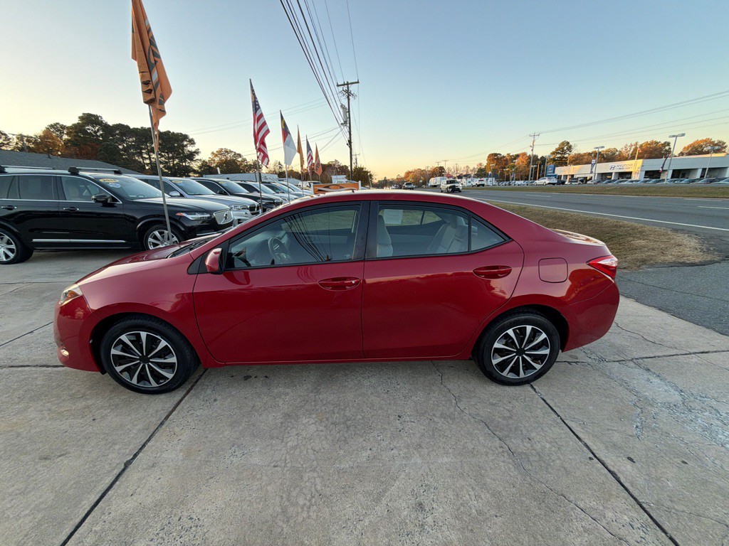 2017 Toyota Corolla Image 14