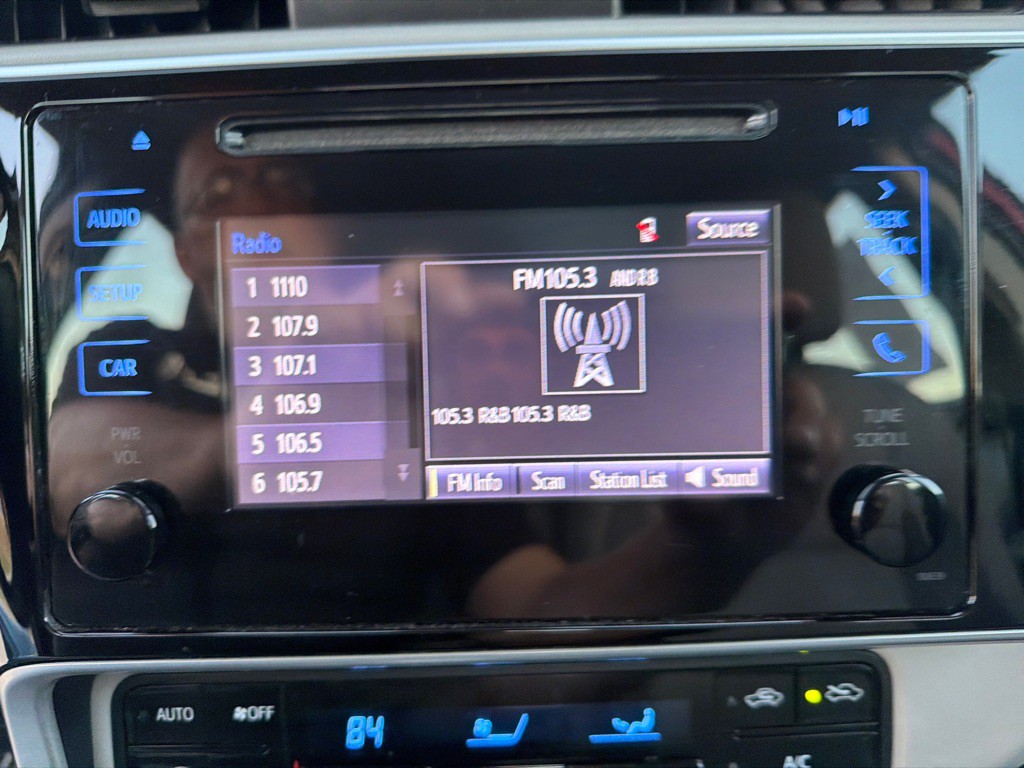 2017 Toyota Corolla Image 20