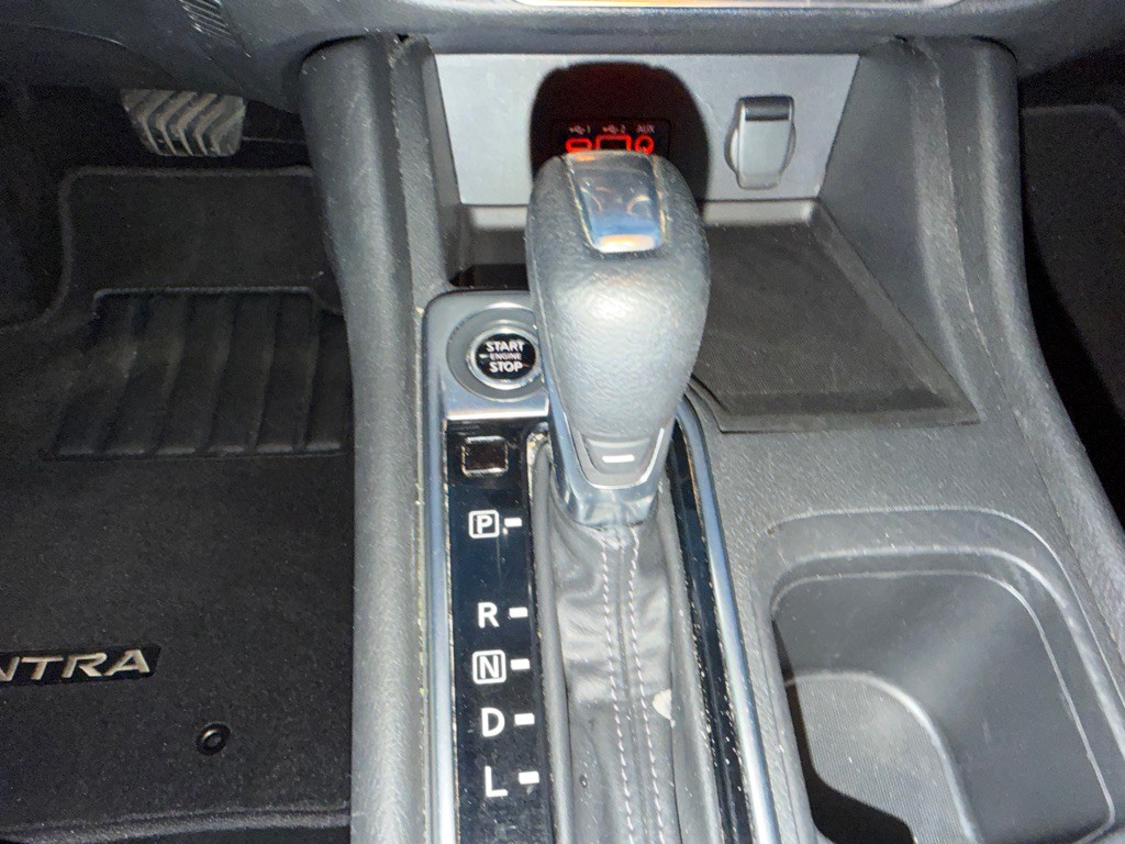 2021 Nissan Sentra Image 19