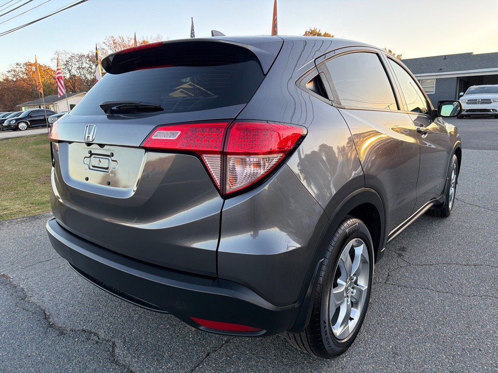 2018 Honda HR-V Image 8
