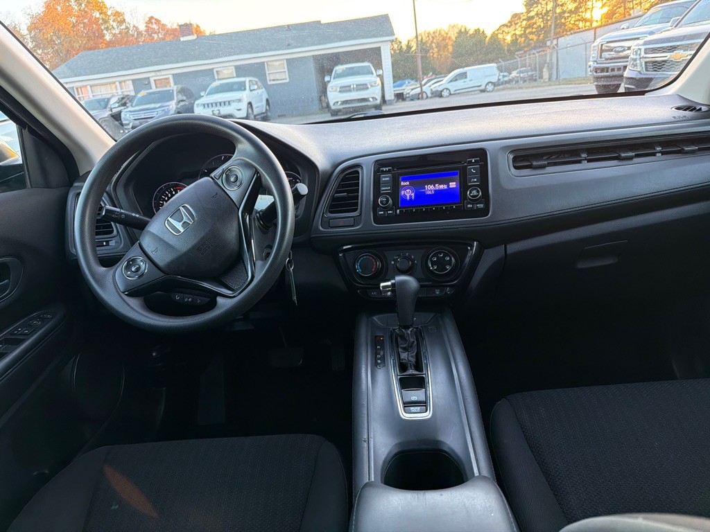 2018 Honda HR-V Image 16