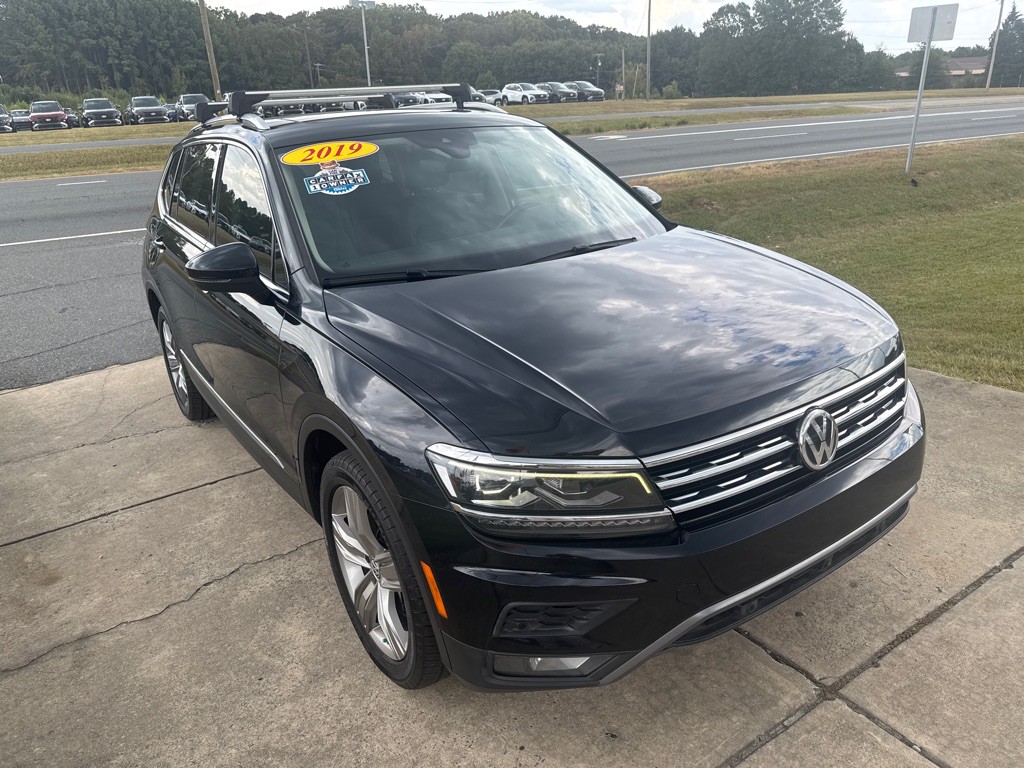 2019 Volkswagen Tiguan Image 2