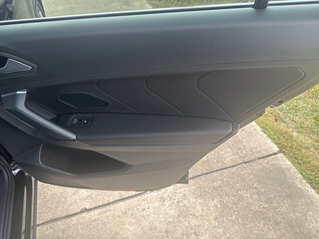 2019 Volkswagen Tiguan Image 32