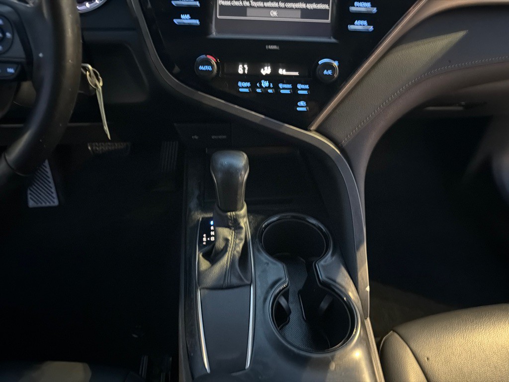 2020 Toyota Camry Image 24