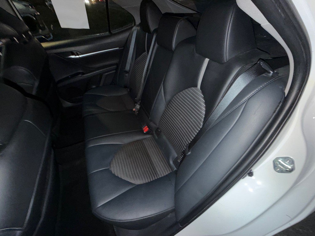 2020 Toyota Camry Image 25