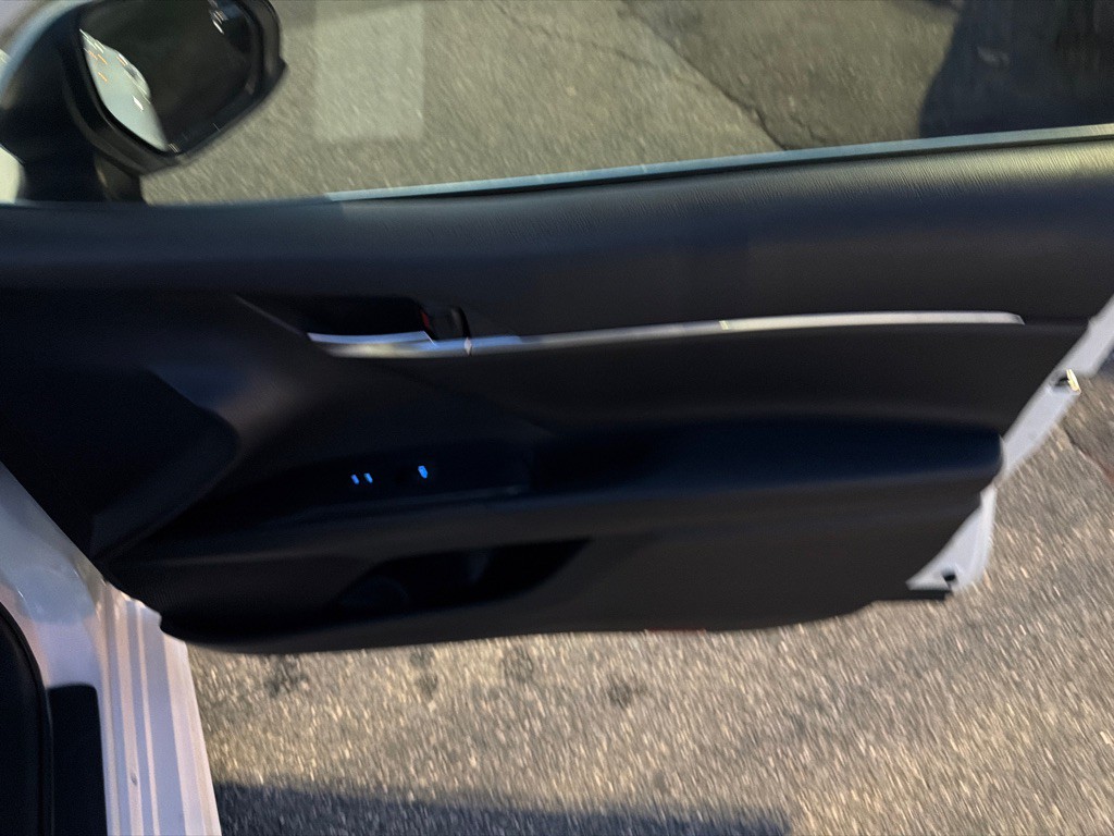 2020 Toyota Camry Image 27