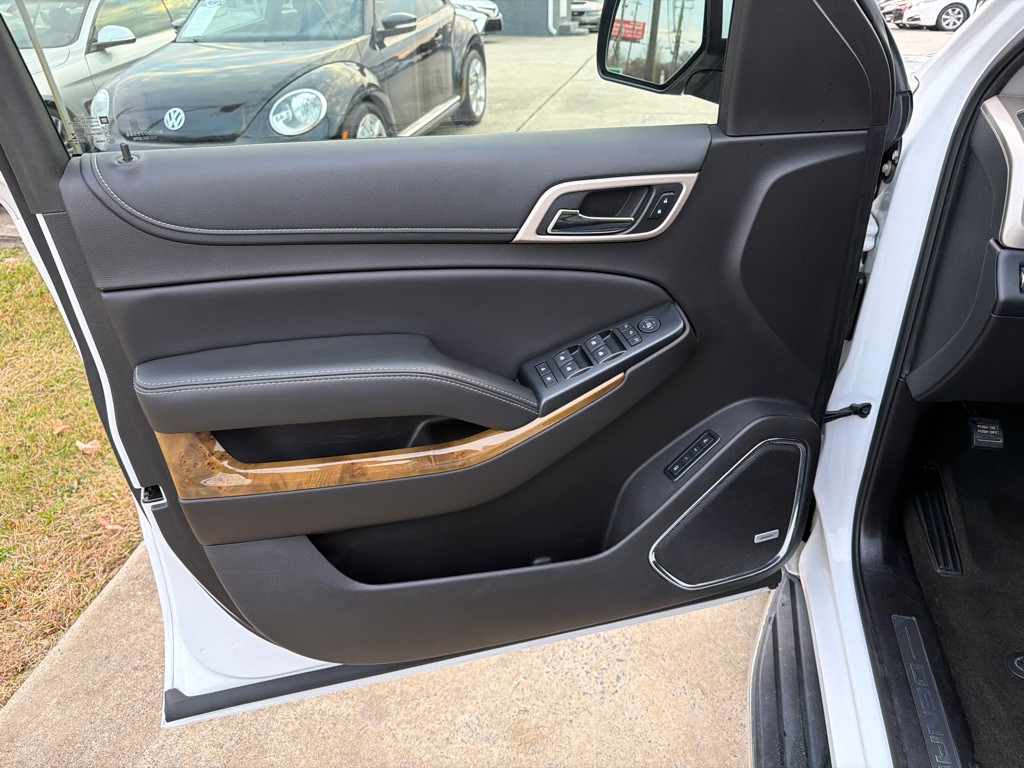 2017 GMC Yukon Image 39