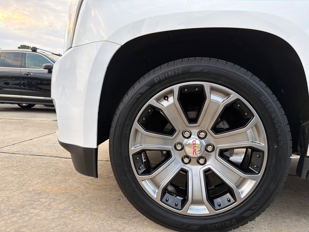 2017 GMC Yukon Image 46