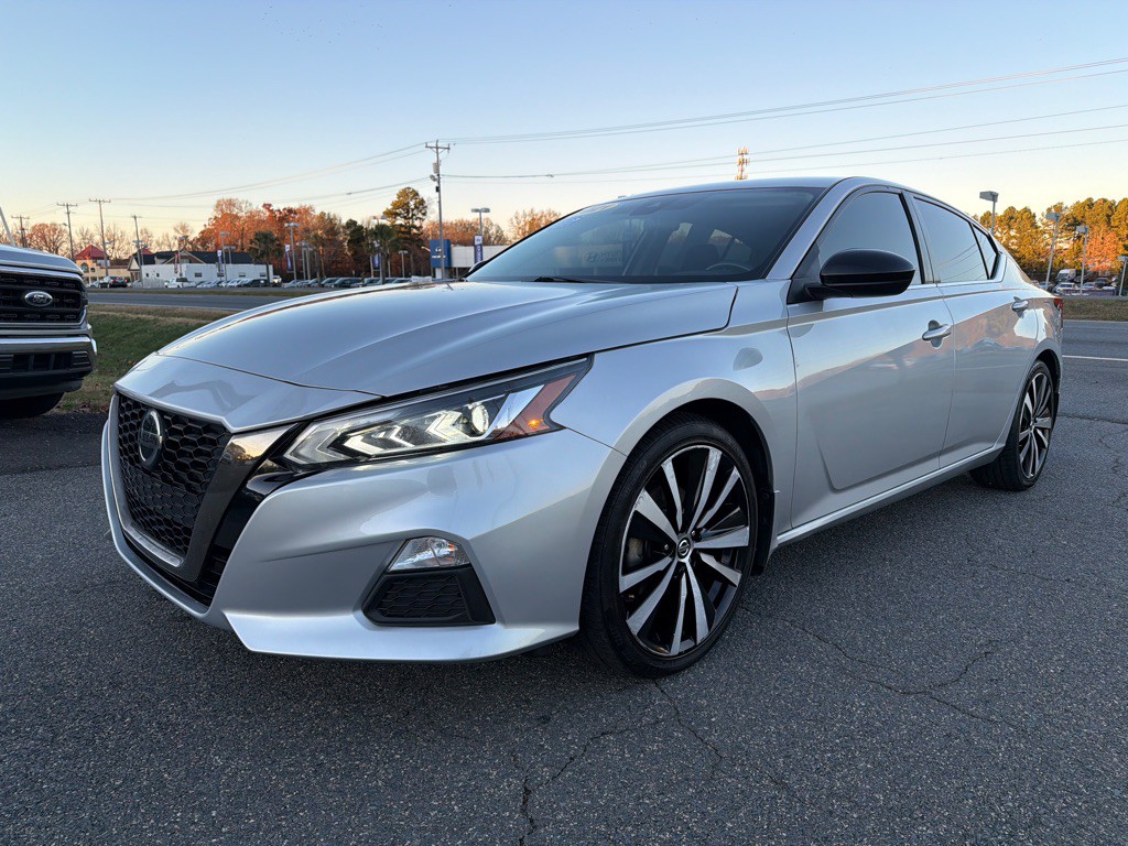 2021 Nissan Altima Image 1