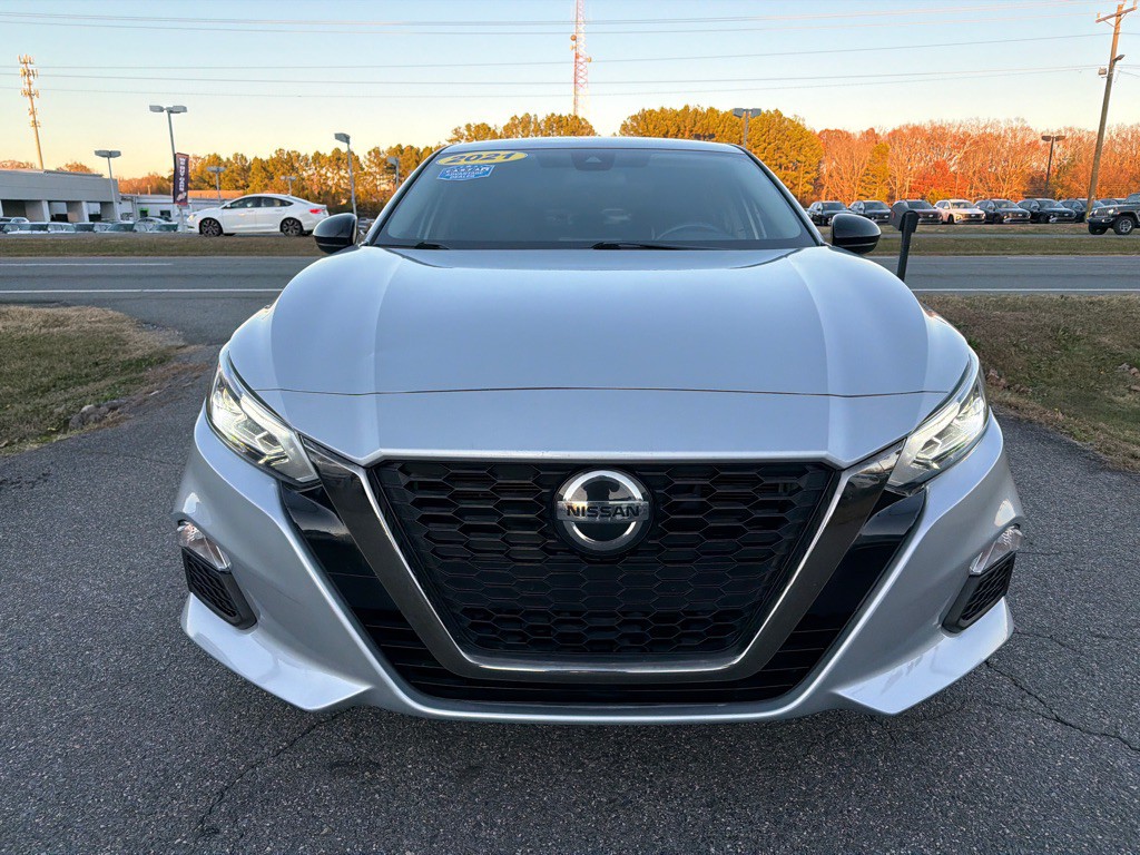 2021 Nissan Altima Image 3