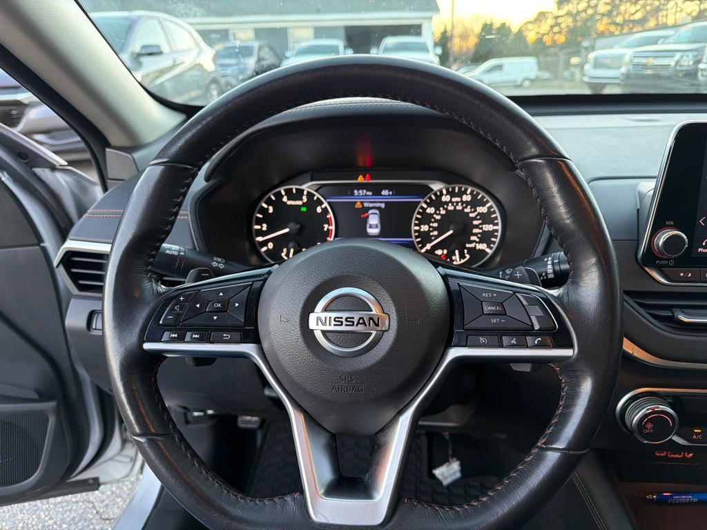 2021 Nissan Altima Image 18