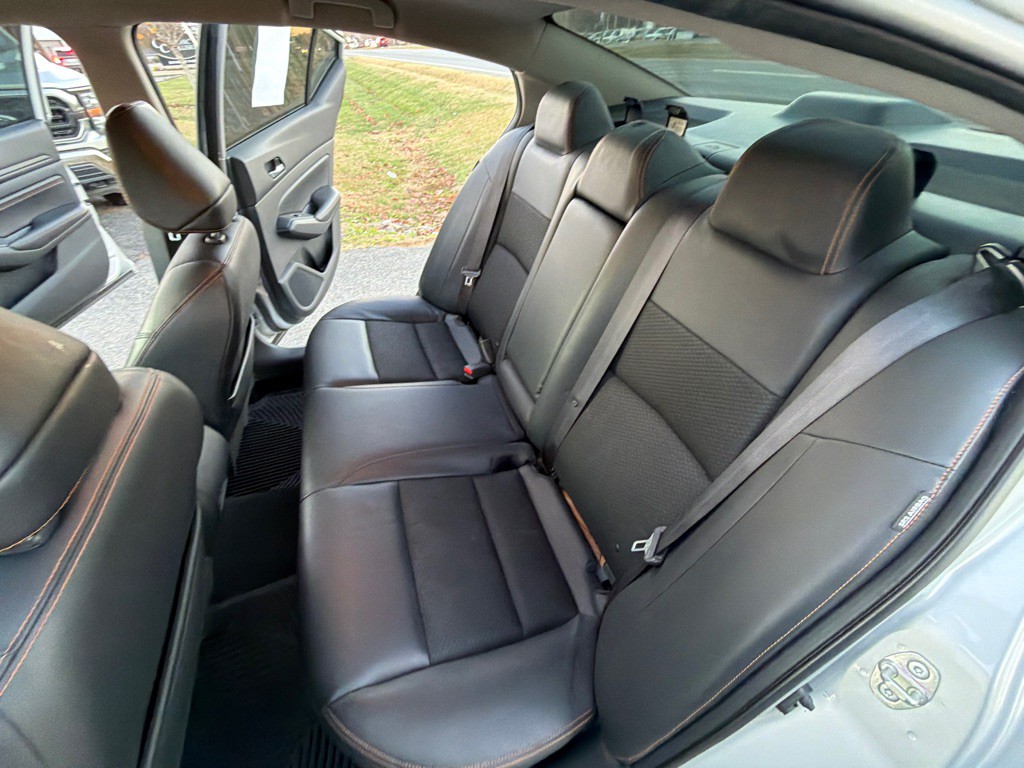2021 Nissan Altima Image 29