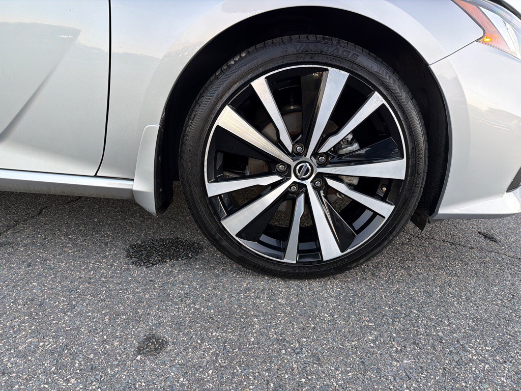 2021 Nissan Altima Image 34
