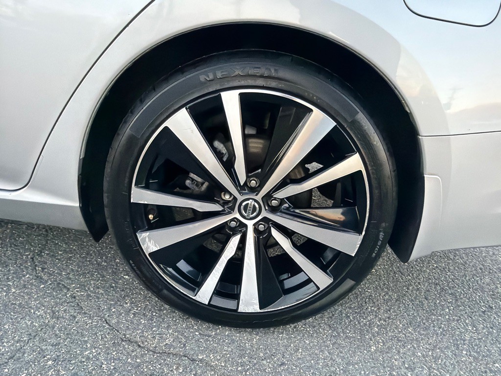 2021 Nissan Altima Image 36