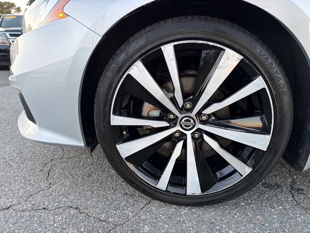 2021 Nissan Altima Image 37