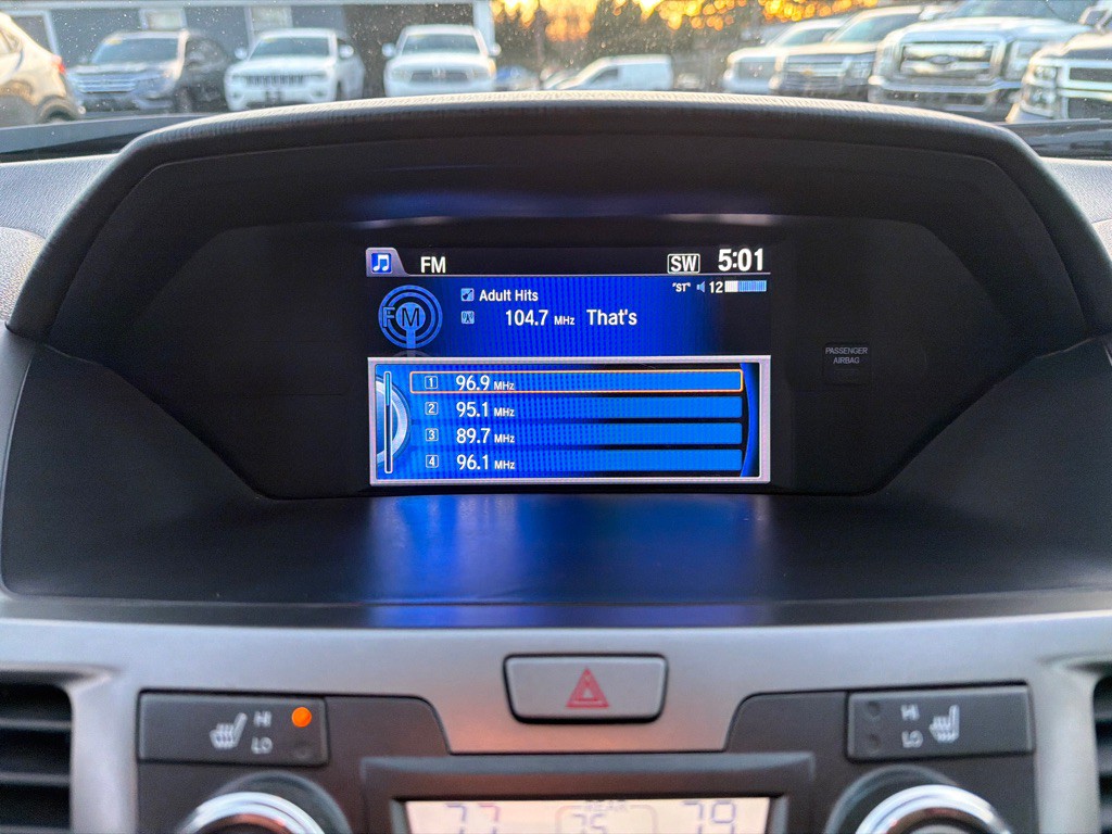 2016 Honda Odyssey Image 21