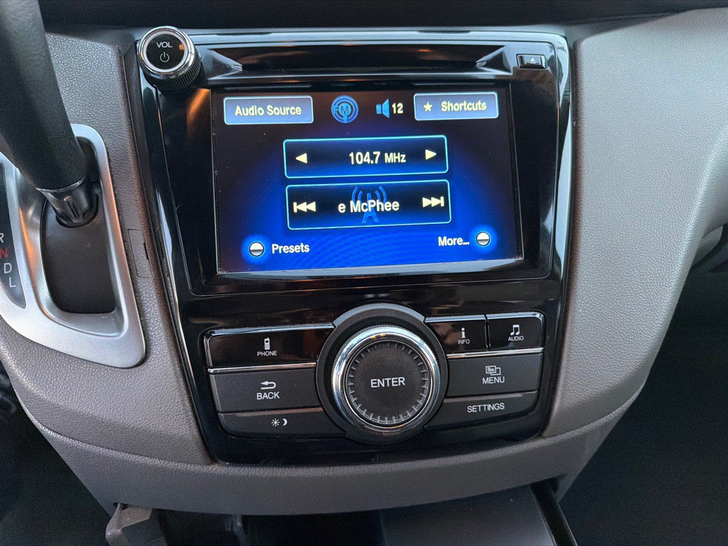 2016 Honda Odyssey Image 25