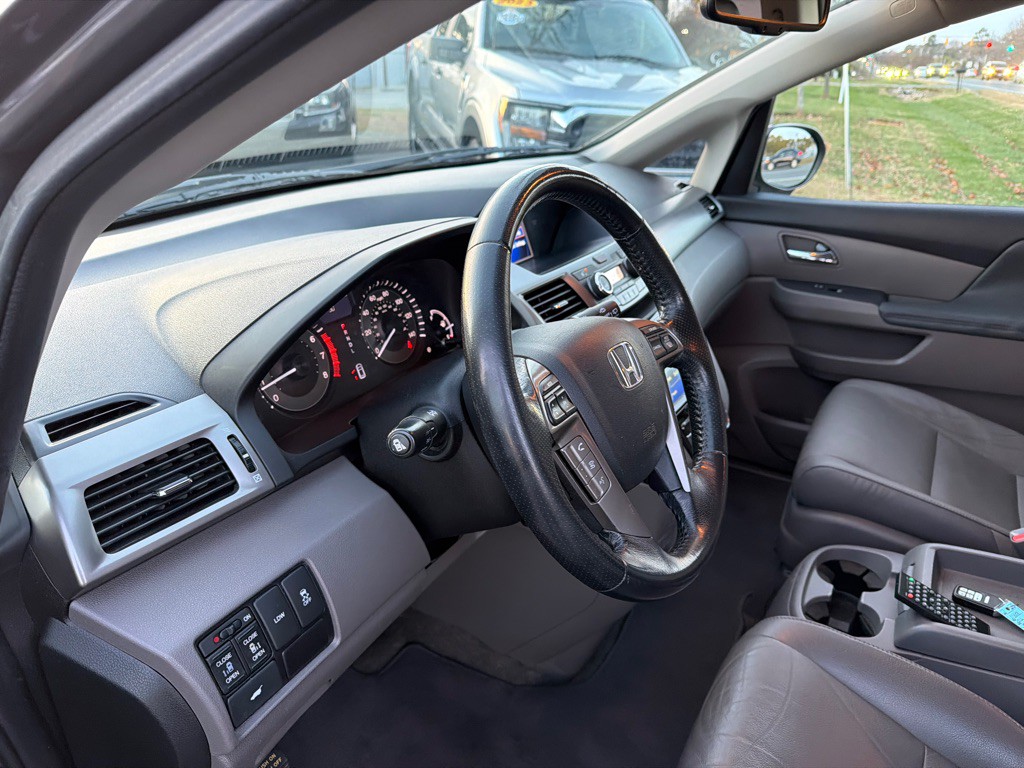 2016 Honda Odyssey Image 29