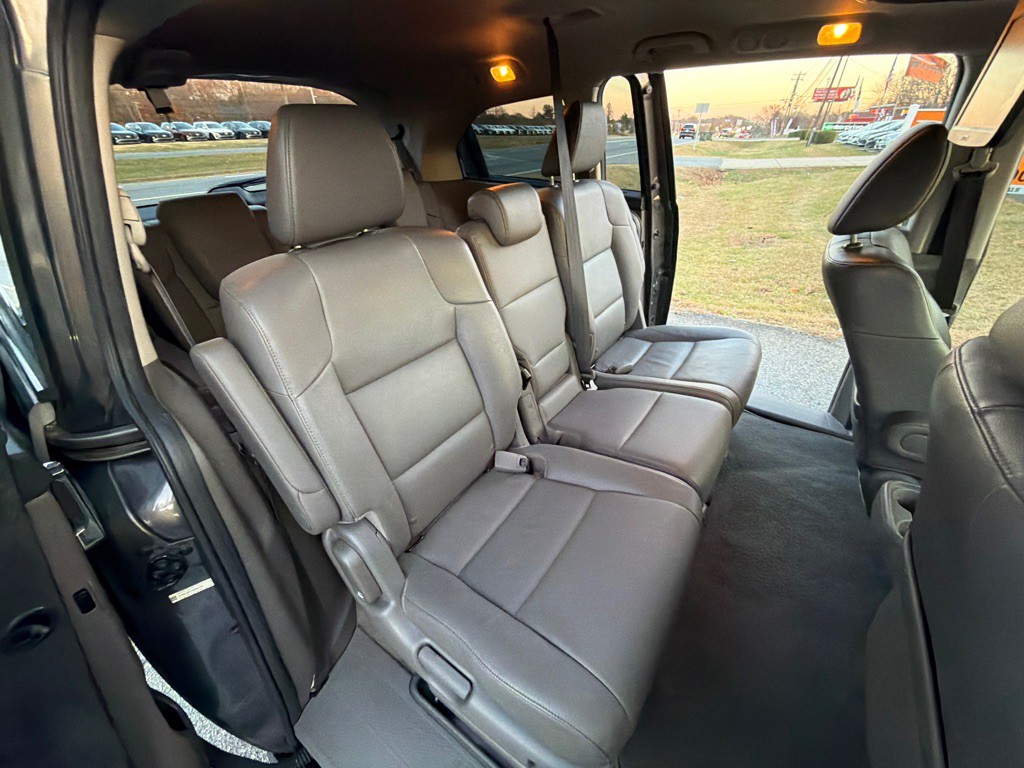 2016 Honda Odyssey Image 38