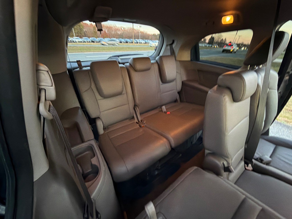 2016 Honda Odyssey Image 39