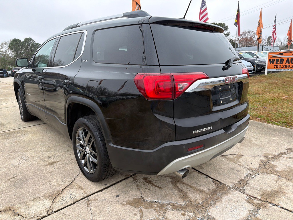 2017 GMC Acadia Image 7