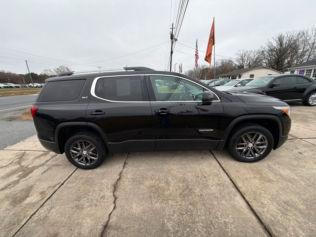 2017 GMC Acadia Image 13