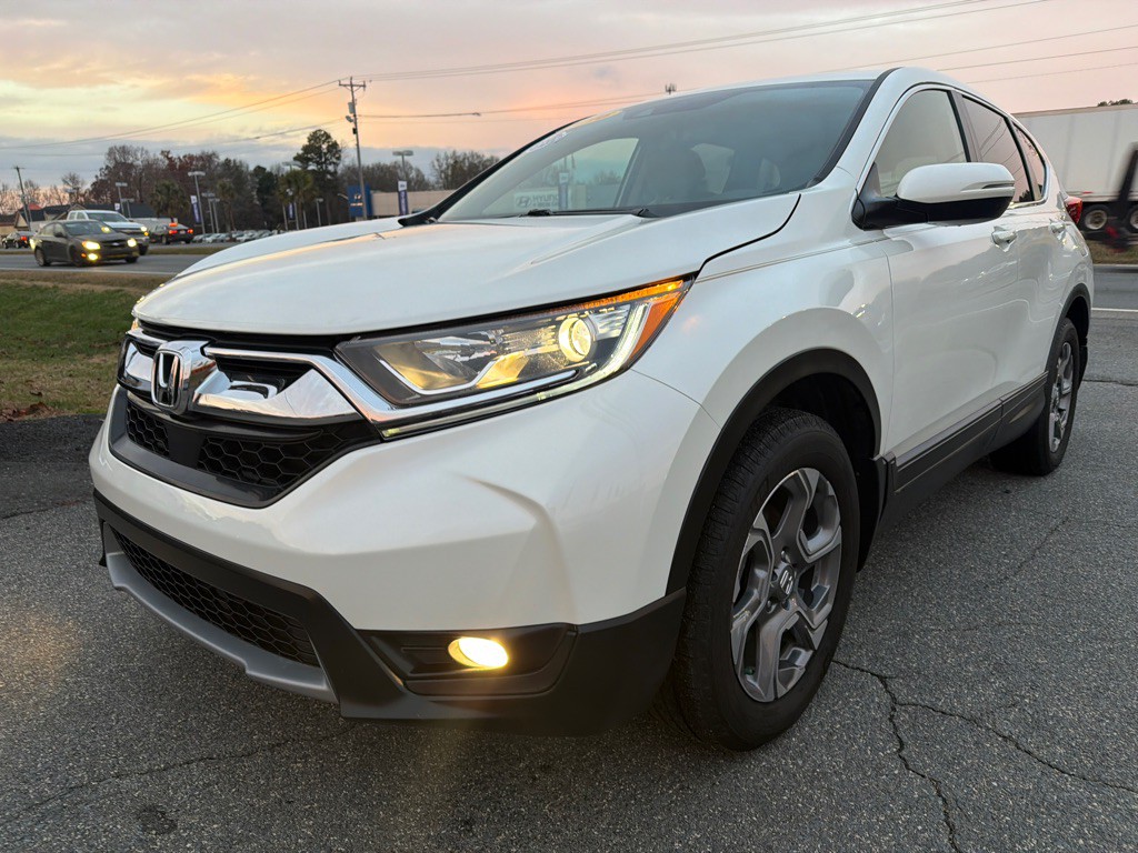 2018 Honda CR-V Image 1