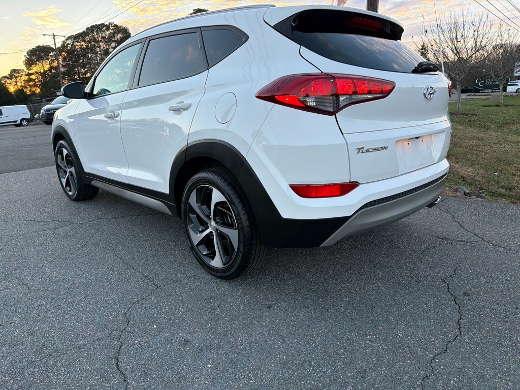 2018 Hyundai Tucson Image 3