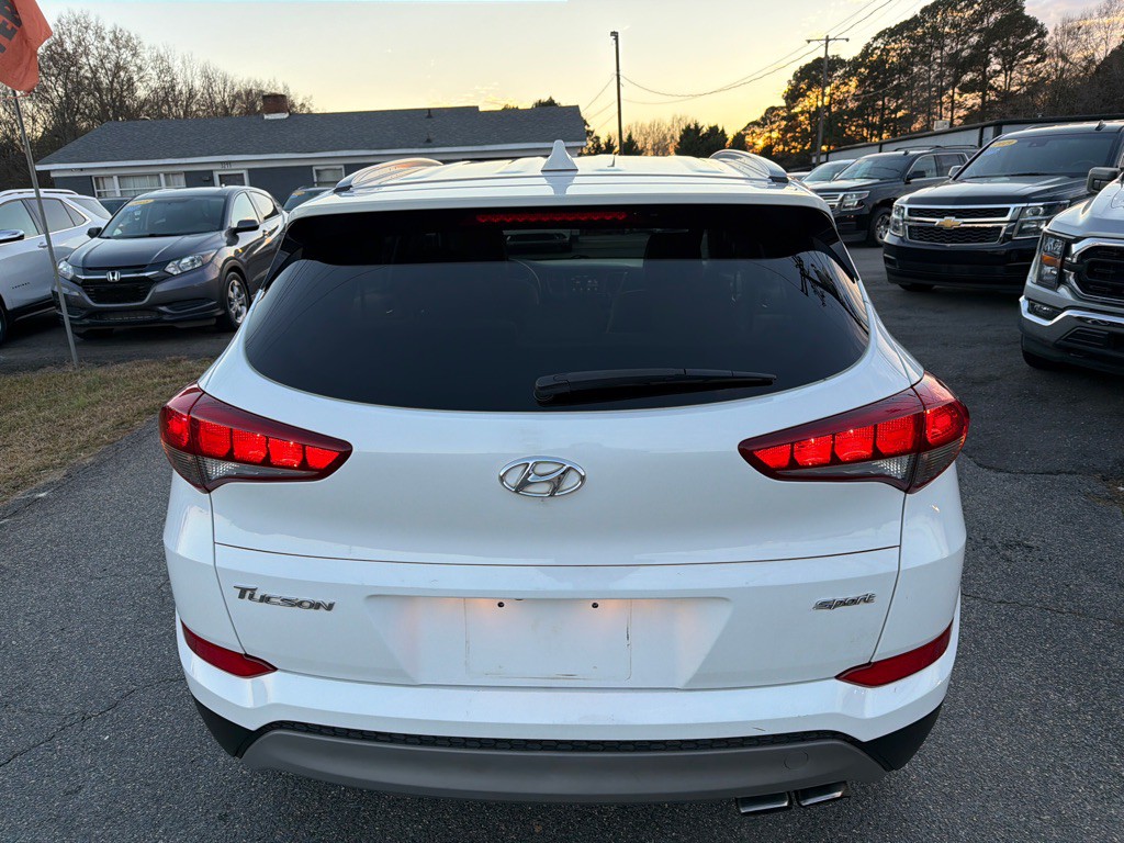 2018 Hyundai Tucson Image 8