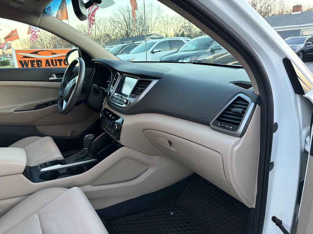 2018 Hyundai Tucson Image 10