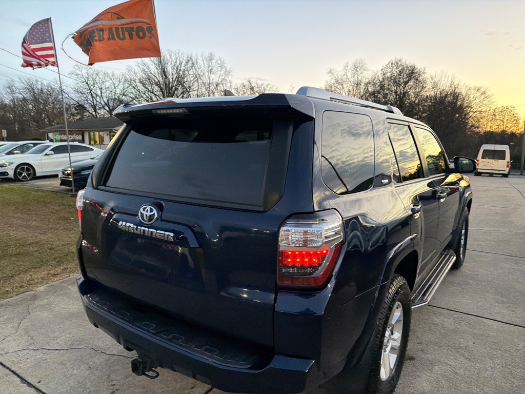 2016 Toyota 4Runner Image 11