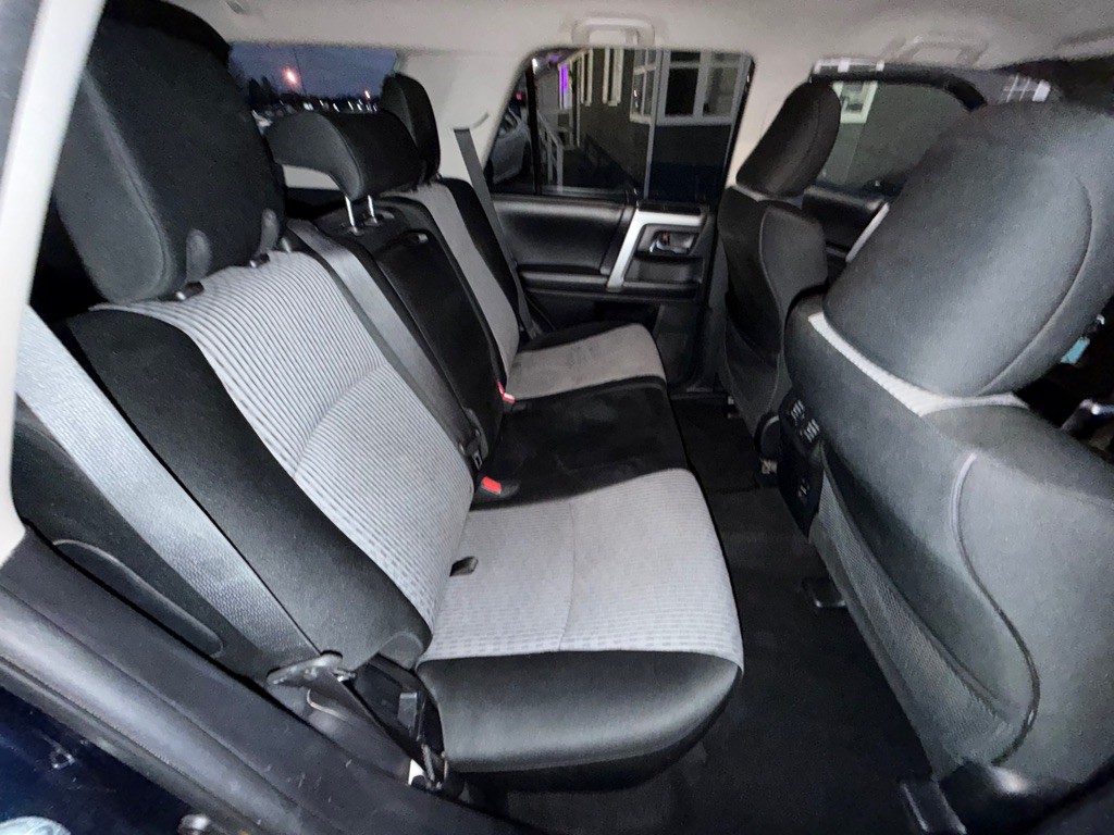 2016 Toyota 4Runner Image 25