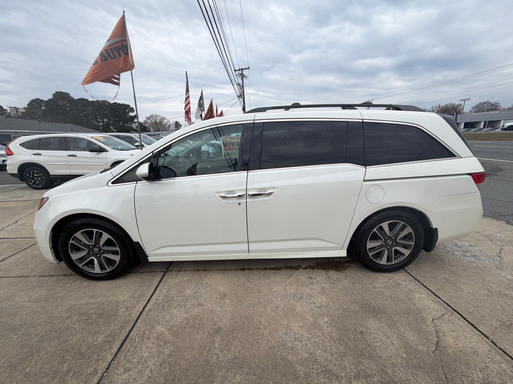 2016 Honda Odyssey Image 14