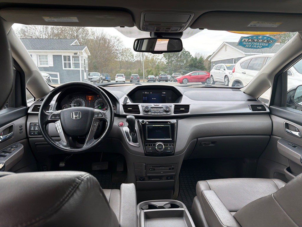 2016 Honda Odyssey Image 16