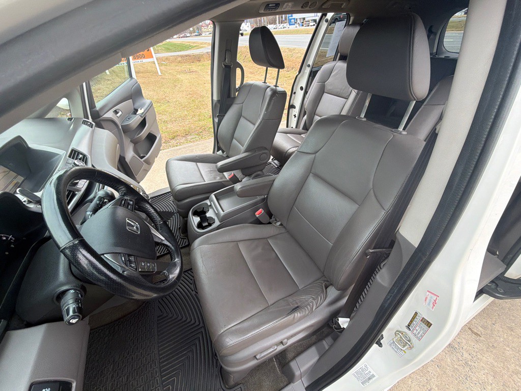 2016 Honda Odyssey Image 32
