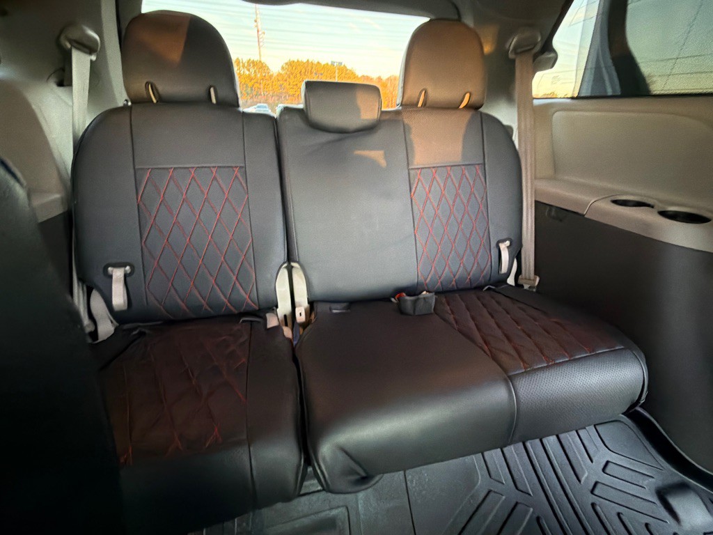 2020 Toyota Sienna Image 30