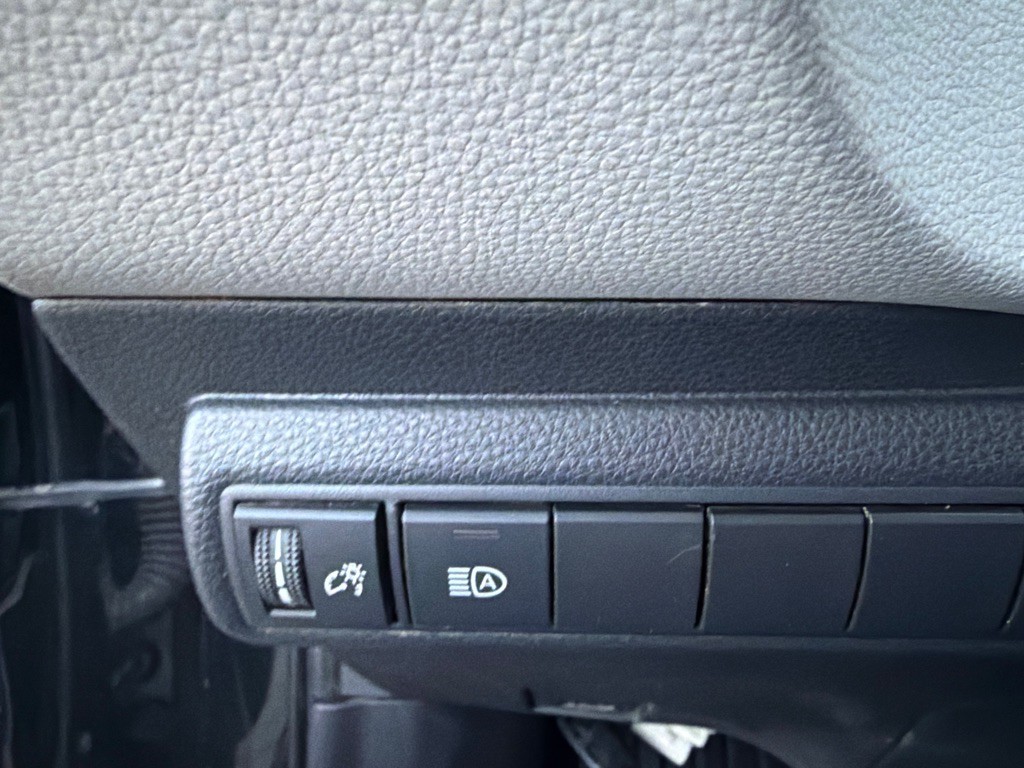 2020 Toyota Corolla Image 20