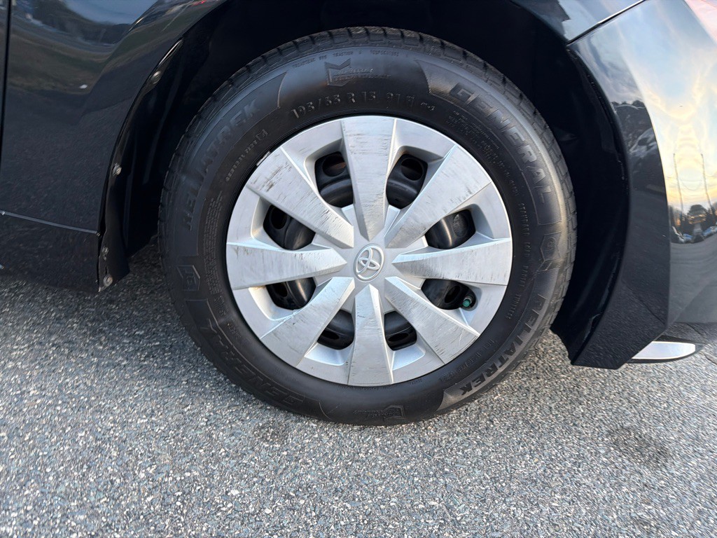 2020 Toyota Corolla Image 31