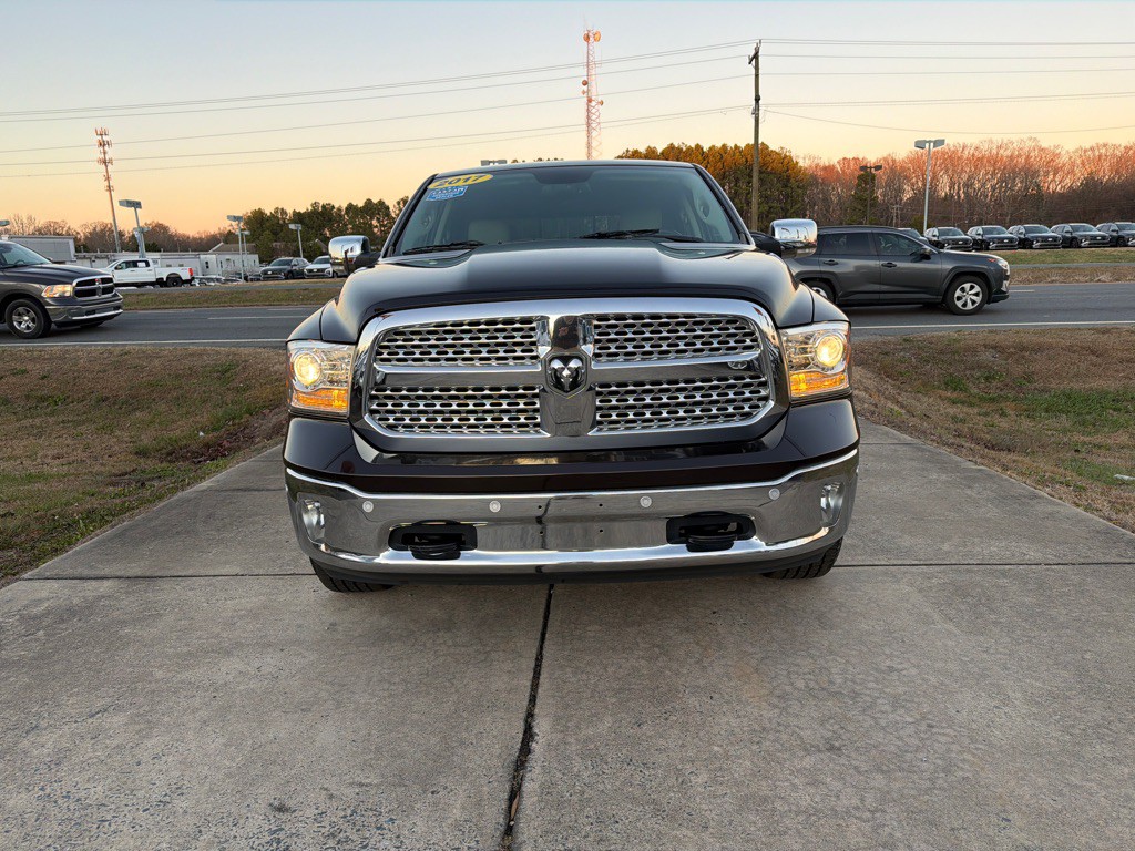 2017 RAM 1500 Image 3