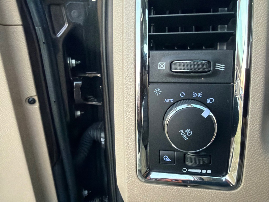 2017 RAM 1500 Image 21