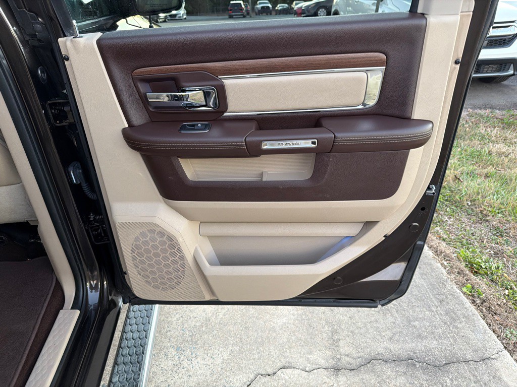 2017 RAM 1500 Image 38