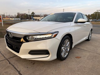 Image for 2019 Honda Accord LX ID: 7089747