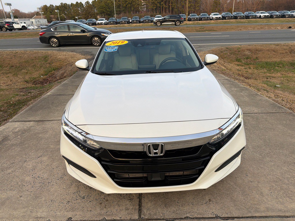2019 Honda Accord Image 6