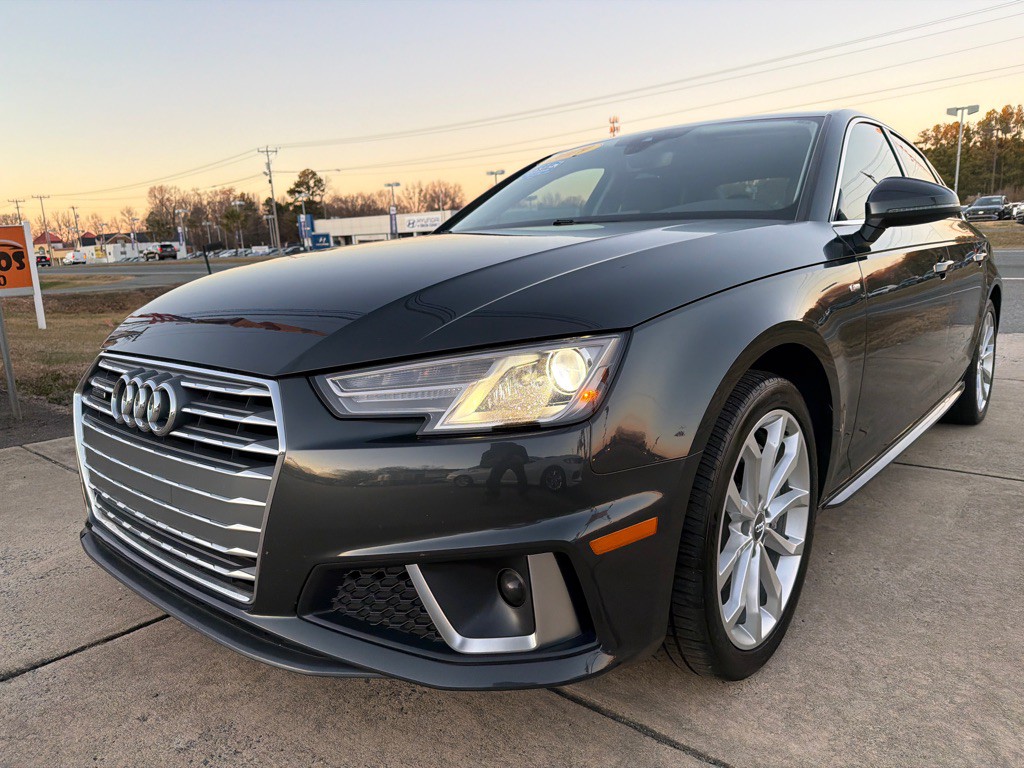 2019 Audi A4 Image 1